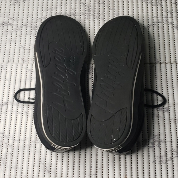Tommy Hilfiger Men Black Lace Up Sneakers Size 8.5 - Picture 2 of 9